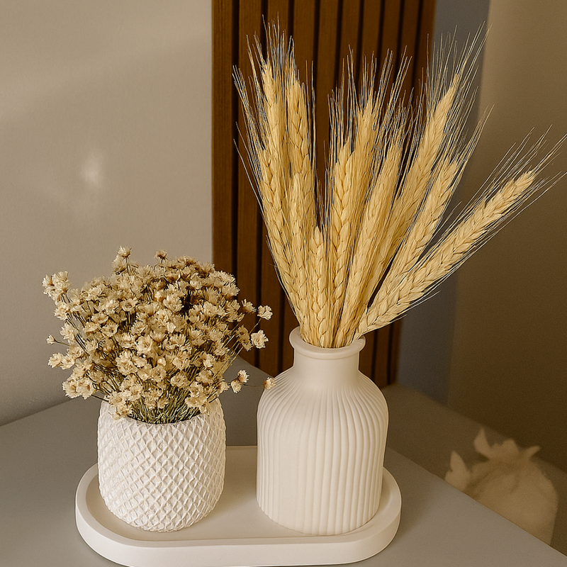 Kit 3 peças decorativas de gesso com bandeja e vasos -