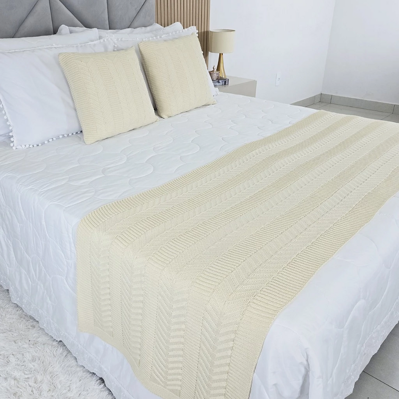 Kit Peseira Tricot Casal com 2 Almofadas